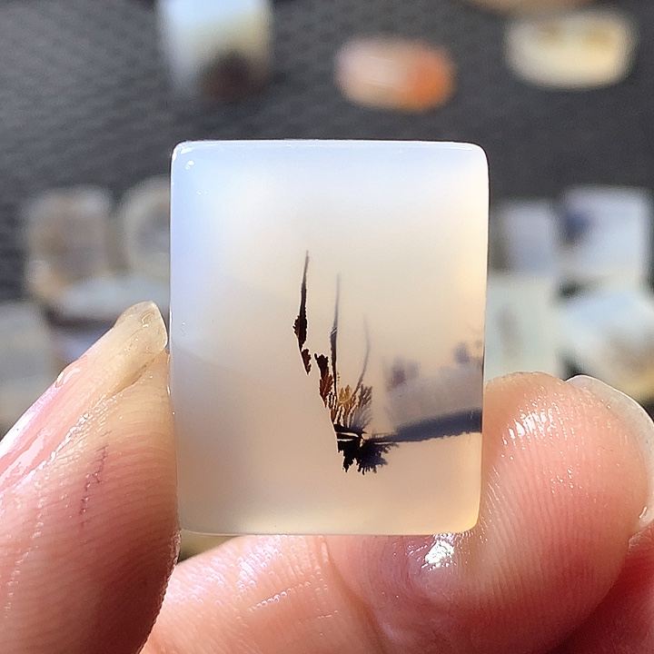 未镶嵌颈饰玛瑙/玉髓