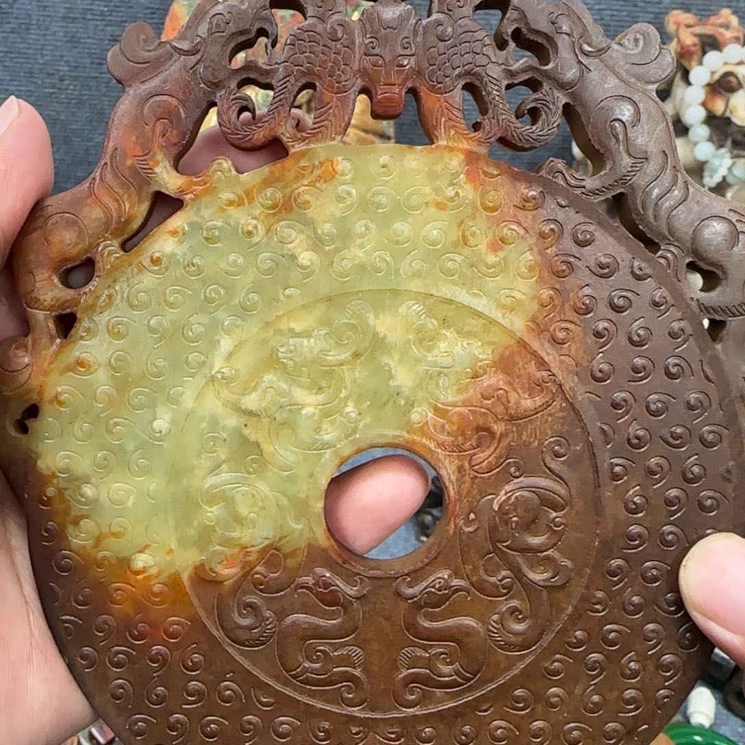 未镶嵌和田玉（糖玉）挂件