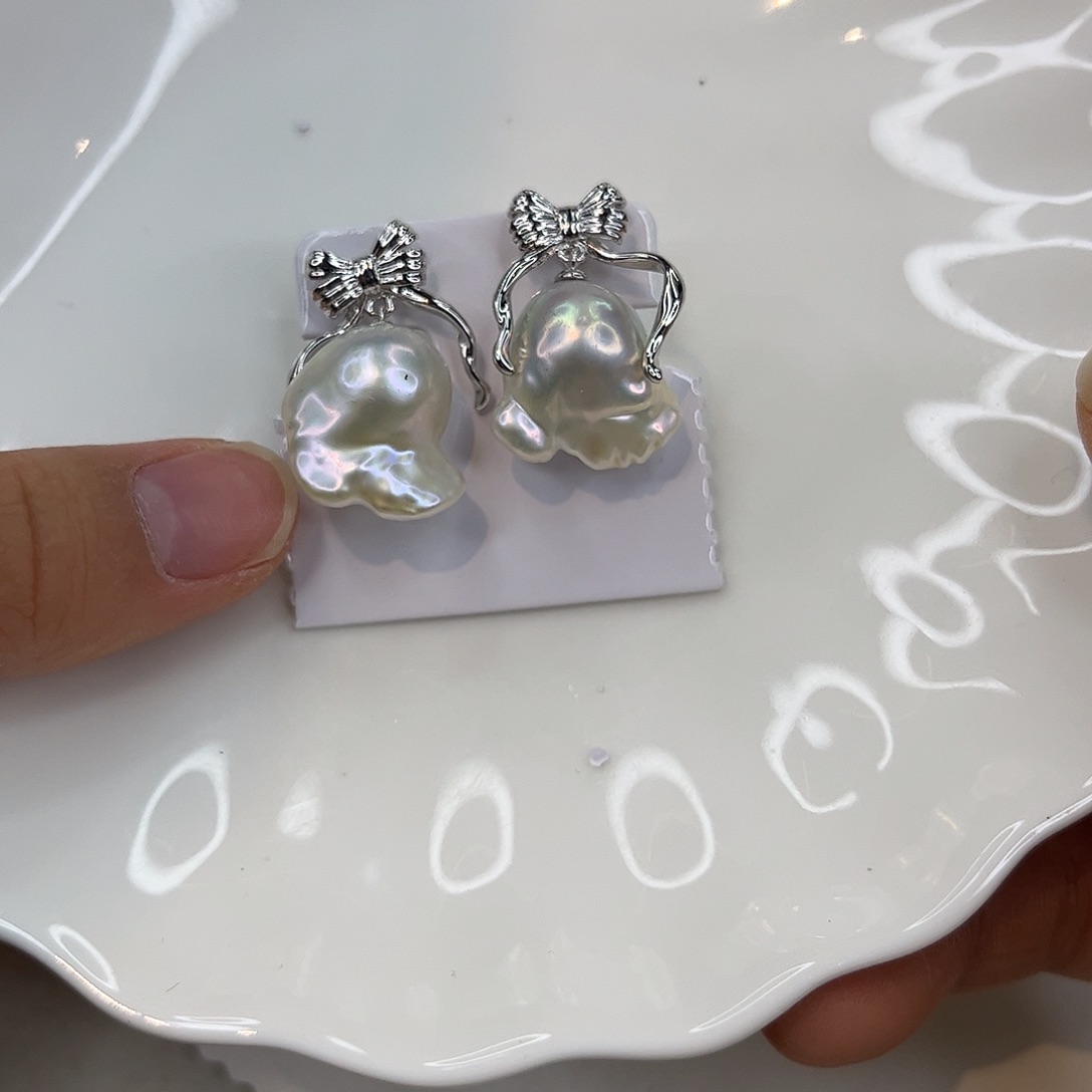 合金淡水珍珠耳饰