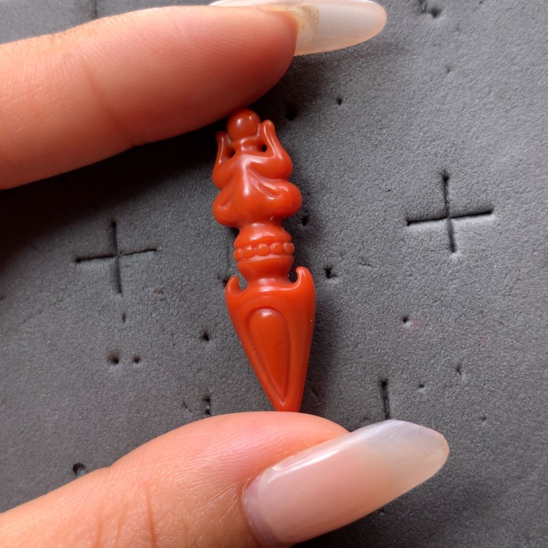 南红玛瑙配饰未镶嵌