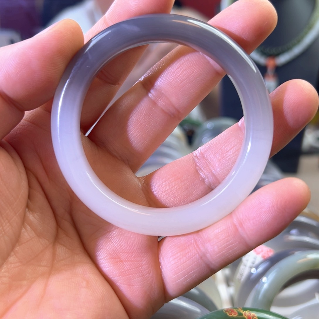 和田玉手镯未镶嵌烟紫半山水手镯