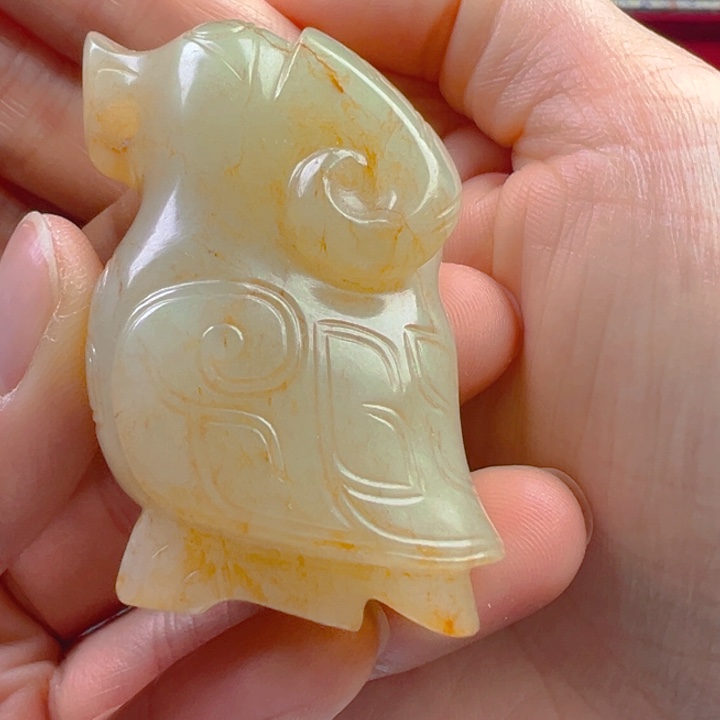 风***痕和田玉（糖玉）未镶嵌挂件