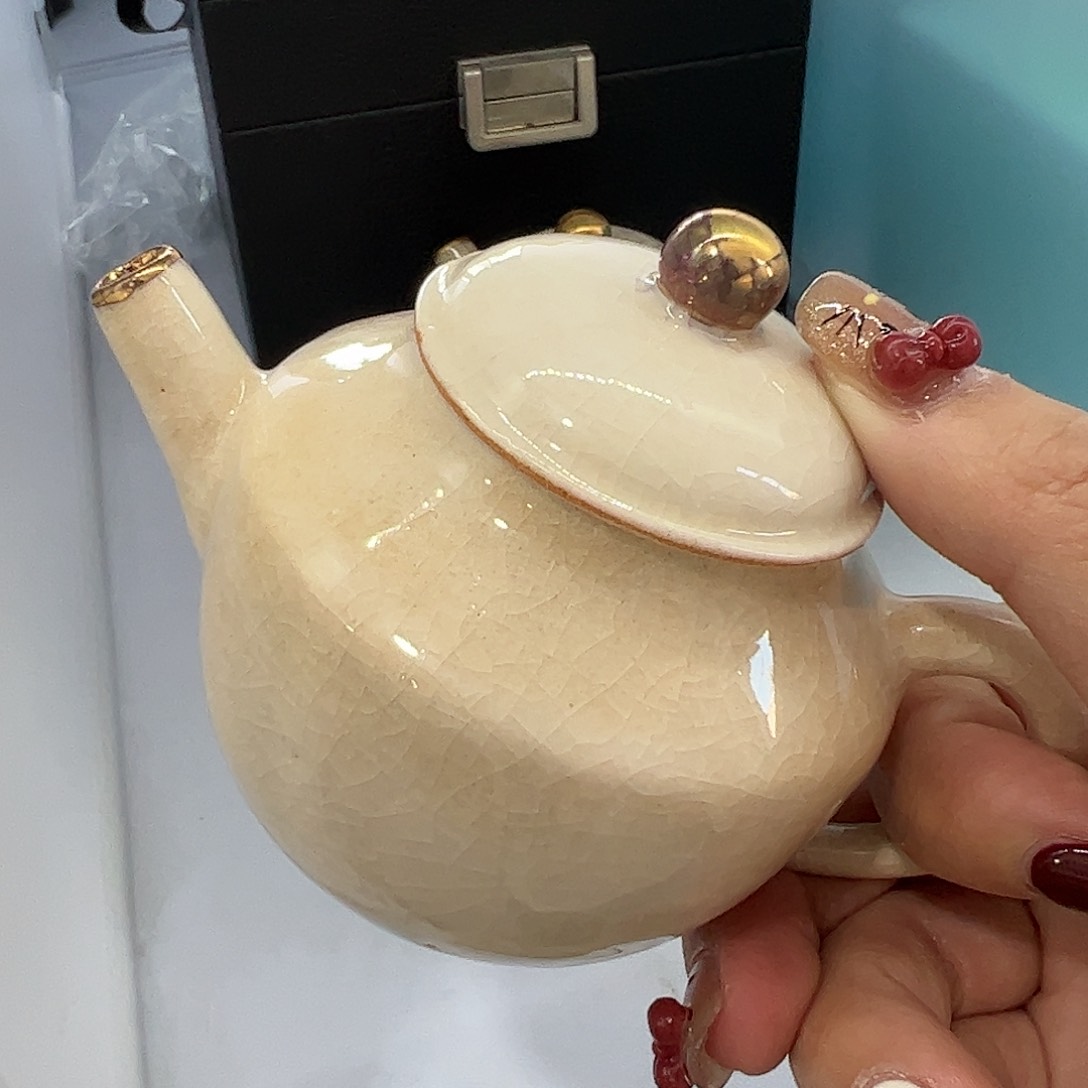 瓷片哈哈哈哈哈哈哈哈哈