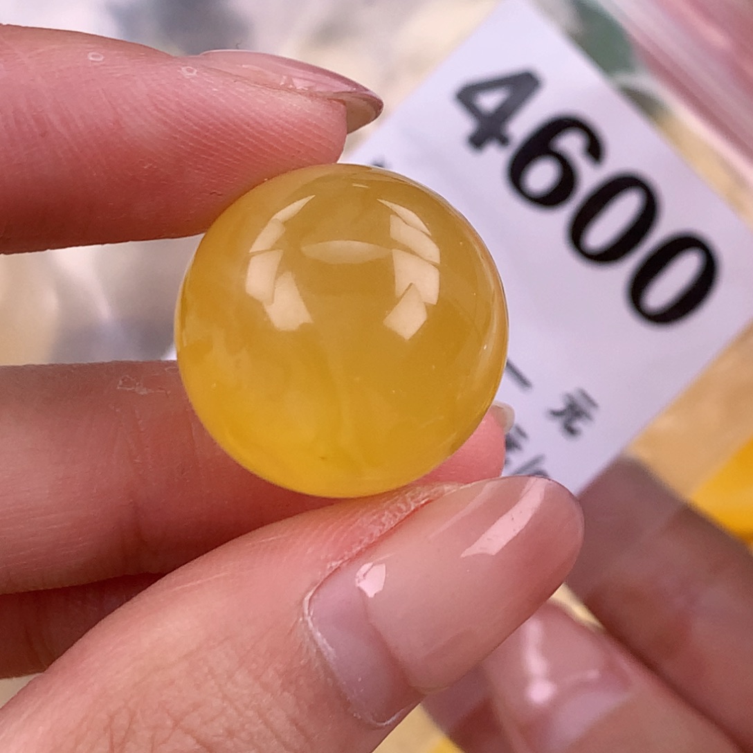 琥珀未镶嵌珠宝奇石20.8全品