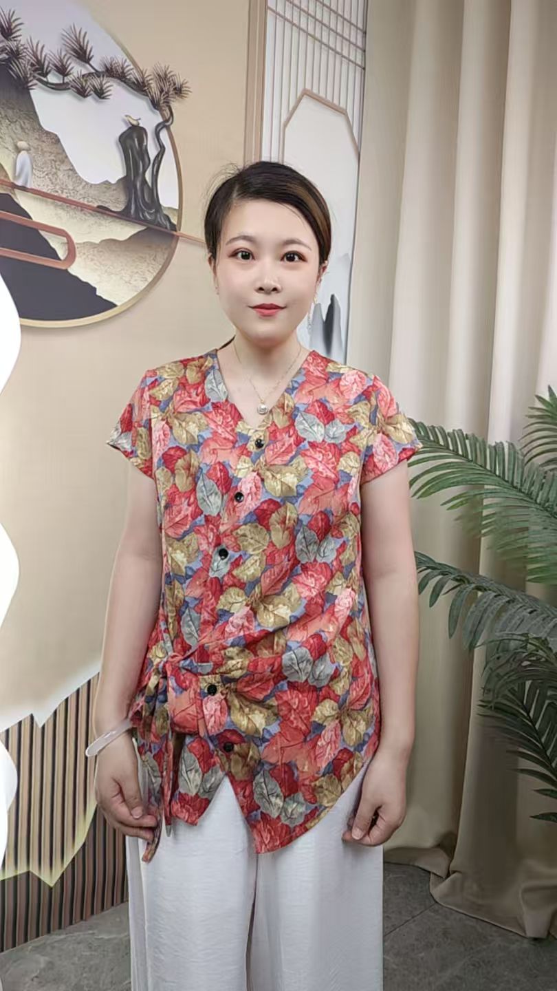 2025夏季新款时尚V领气质显瘦开衫女士百搭短袖