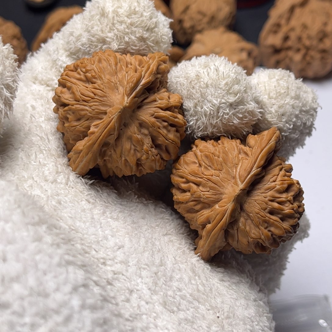 男***·吊坠文玩核桃四座楼