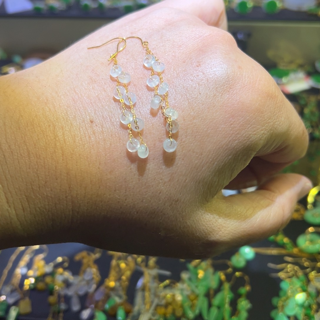 颈饰18K金镶嵌翡翠耳钩