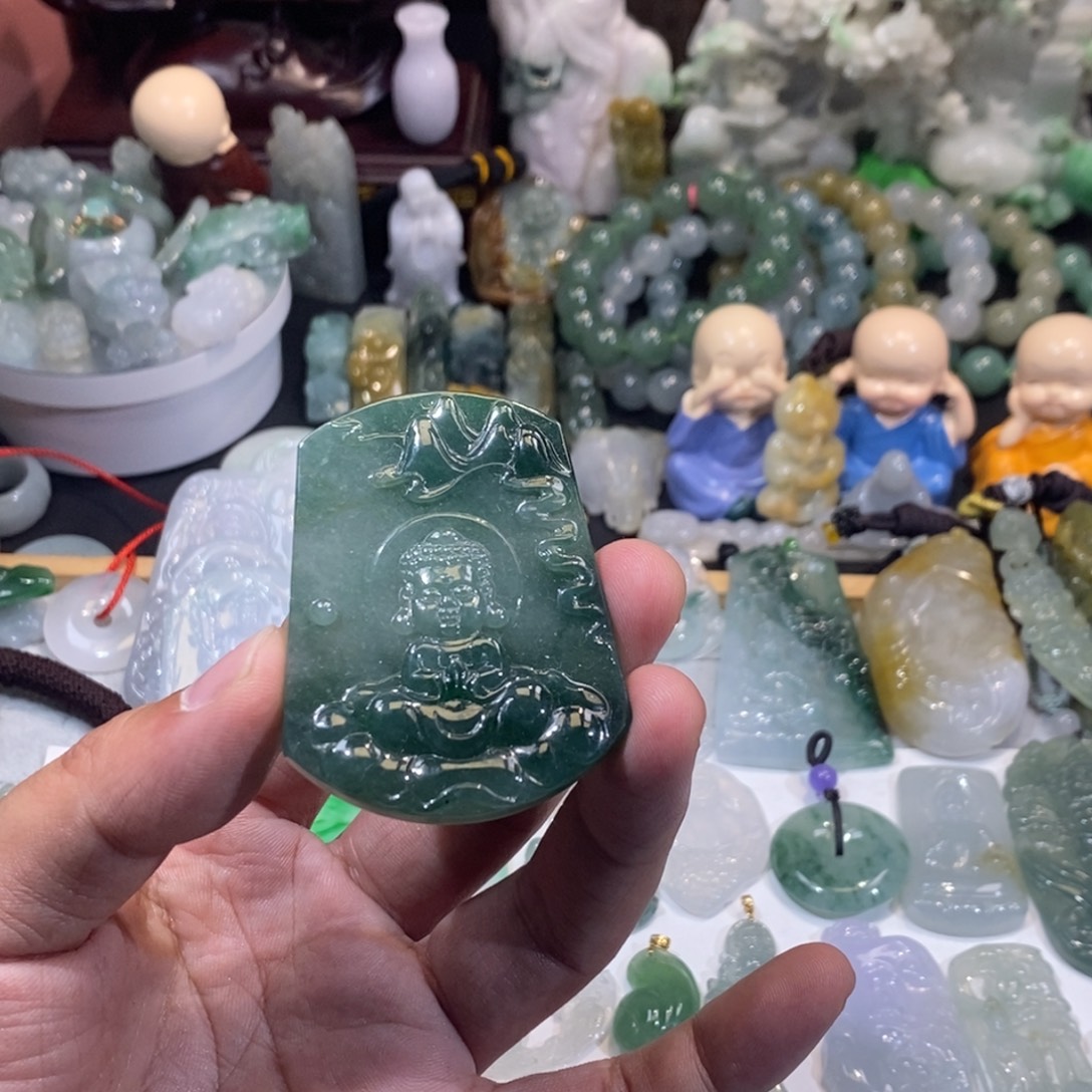 翡翠未镶嵌吊坠(不含链)宝宝佛