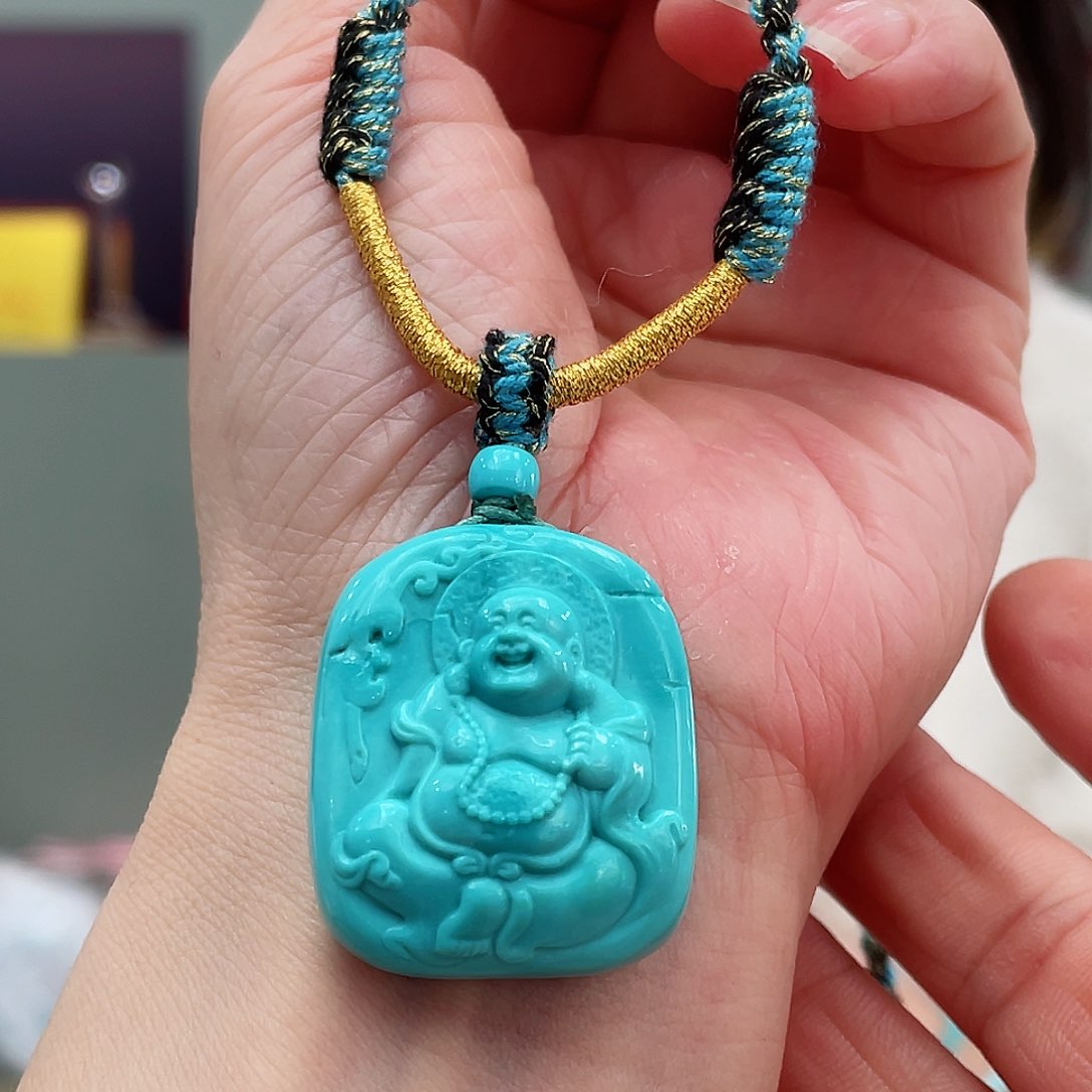 绿松石颈饰未镶嵌