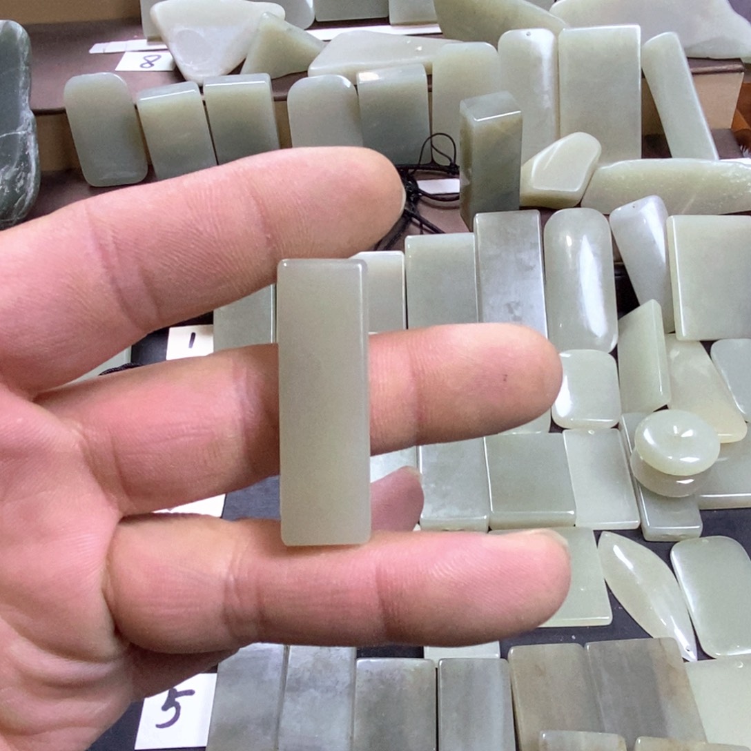 颈饰未镶嵌和田玉本**计08