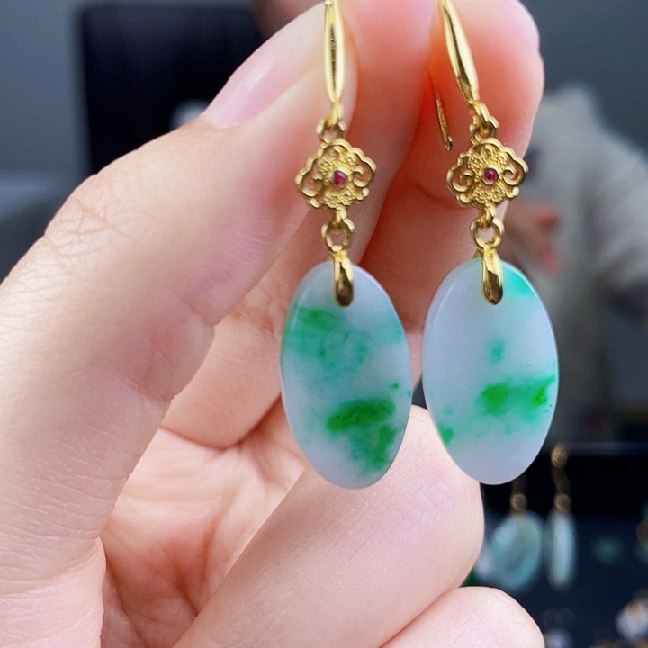 翡翠耳饰未镶嵌饰品