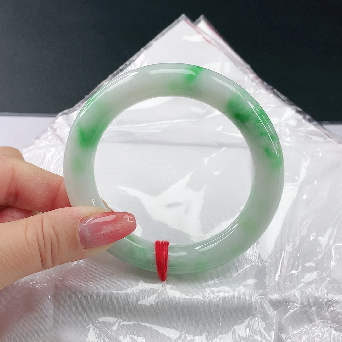翡翠手镯未镶嵌翡翠036