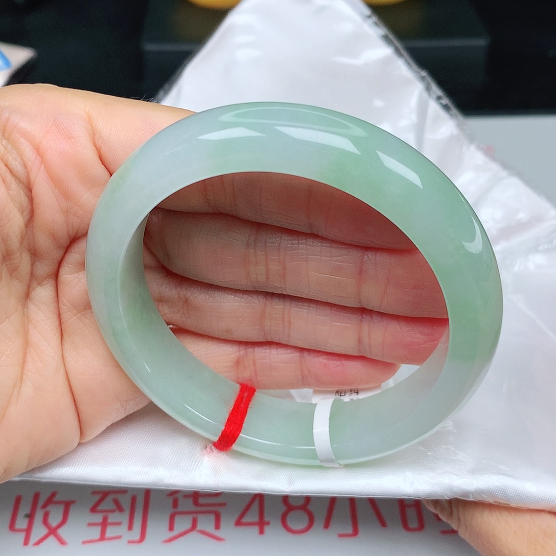 未镶嵌手镯翡翠温****1冰甜绿57