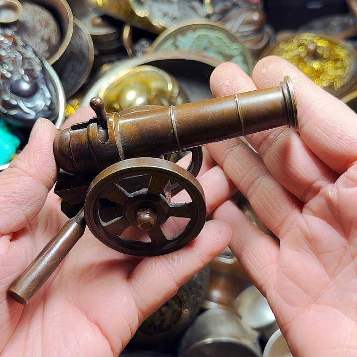 铜器摆件收收藏藏