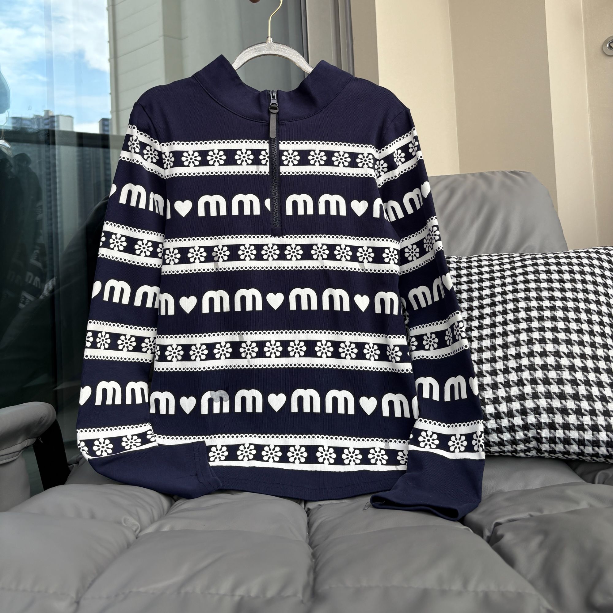 姨姨【雪花mm】秋冬新款时尚女撞色半开襟高领修身长袖