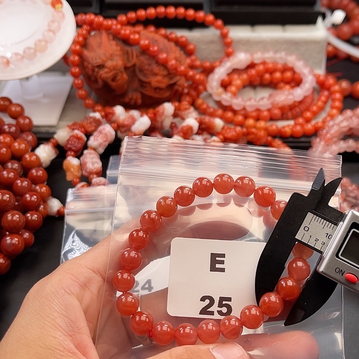 南红玛瑙未镶嵌多样性发货默认微瑕称重8mm