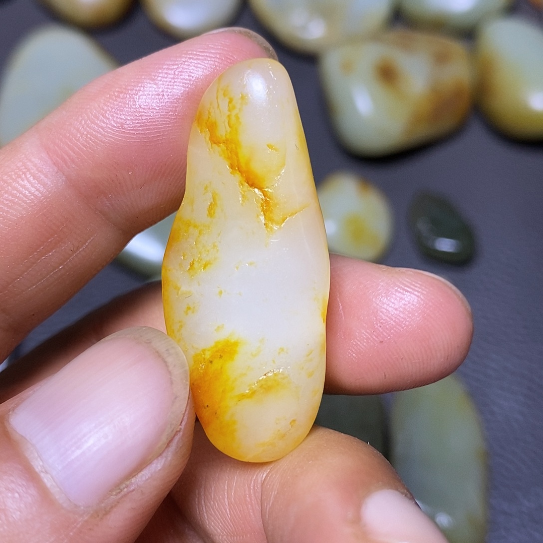 未镶嵌和田玉挂件