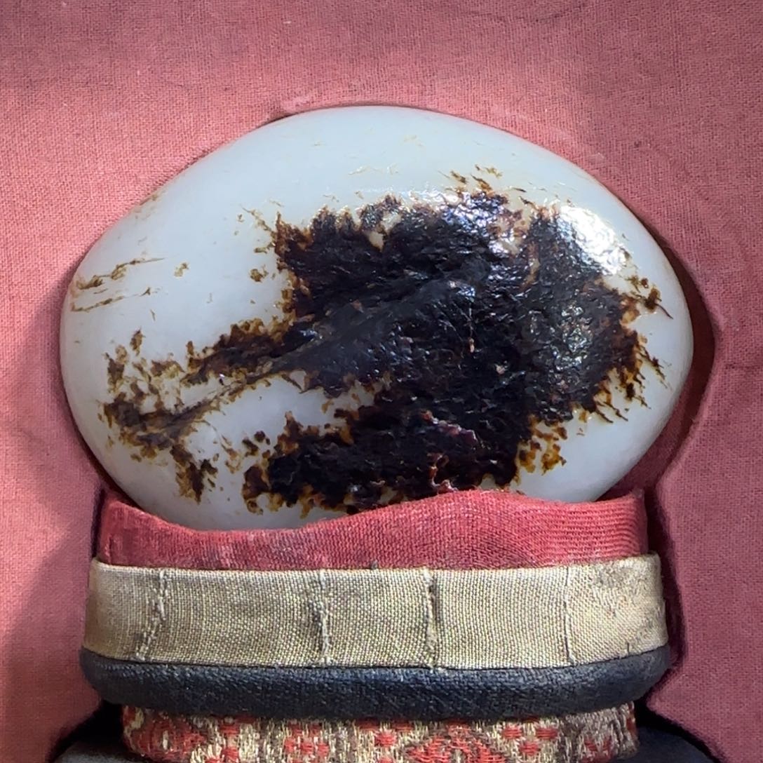 和田玉挂件未镶嵌南**?