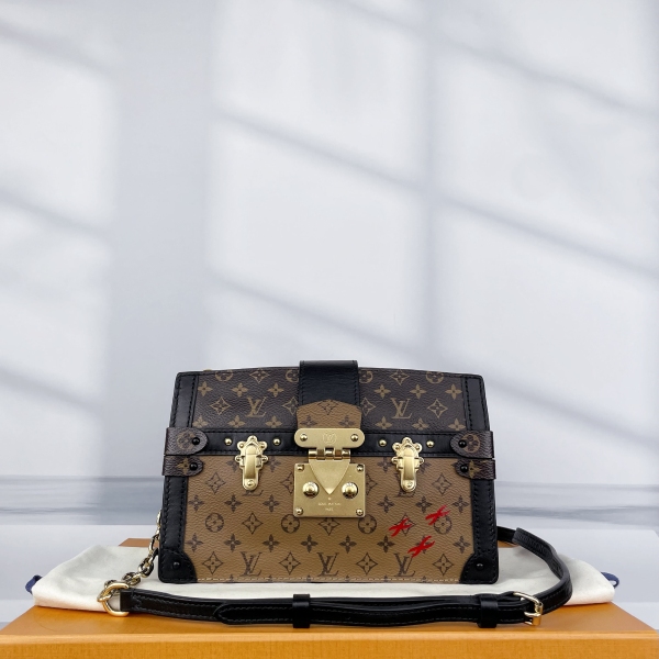 95新/路易威登/市场价27600/包包/250222RN0030