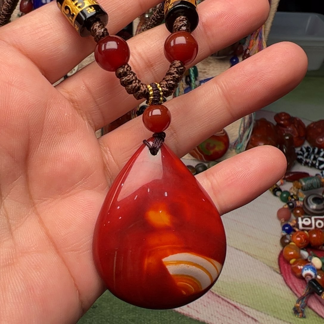 玛瑙/玉髓颈饰未镶嵌