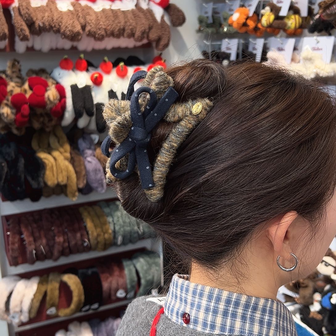 布艺铁合金抓夹哦