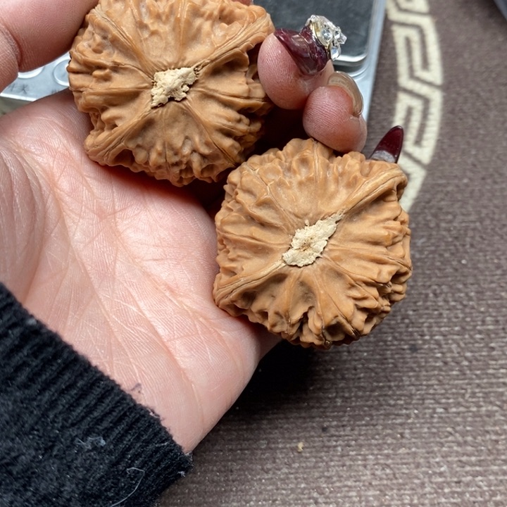 文玩核桃吊坠命**定宫灯全品