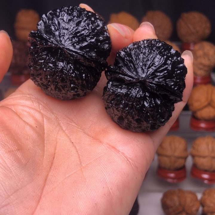 知***赵吊坠桃核345卧龙凤楚