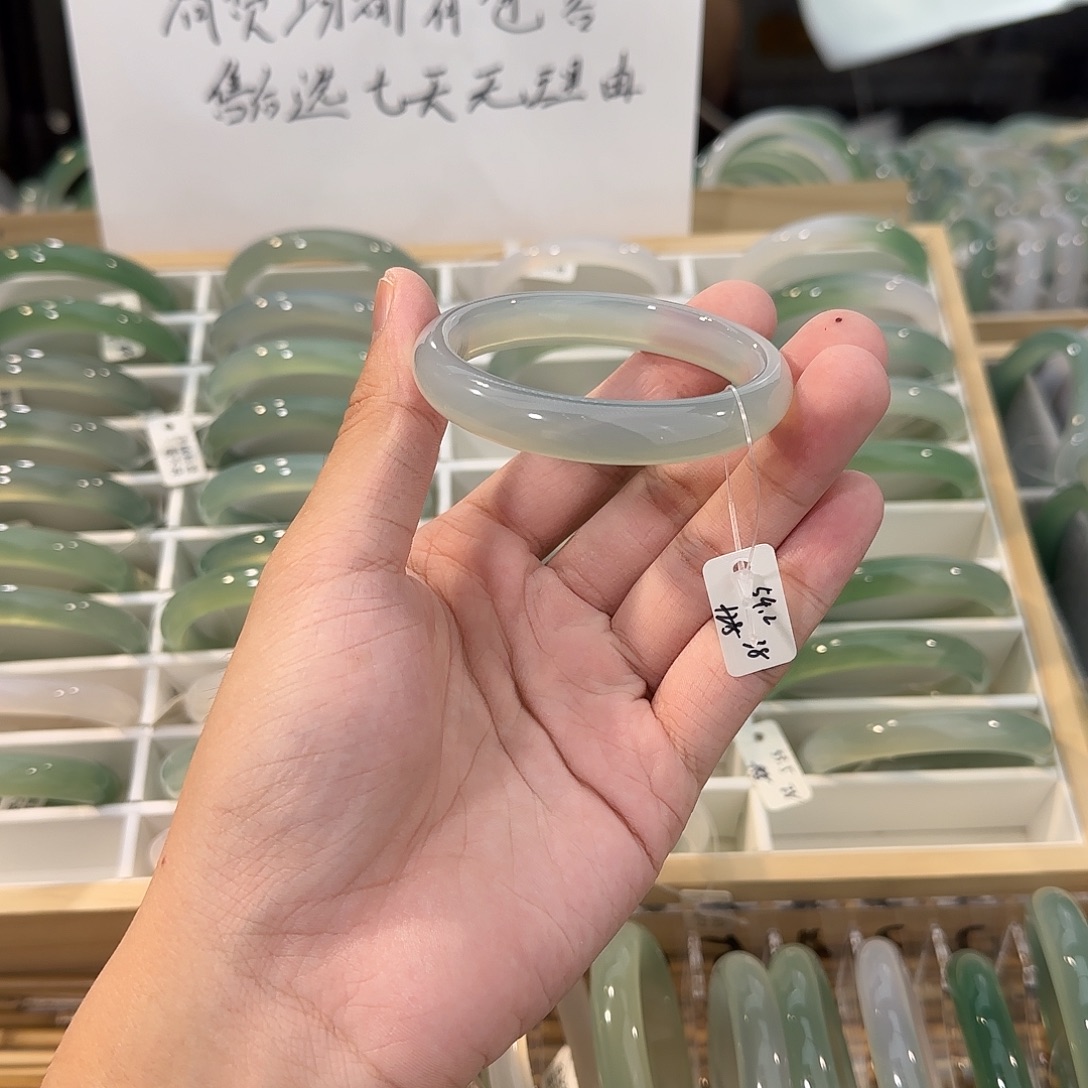 手镯玛瑙/玉髓未镶嵌圈口54.2