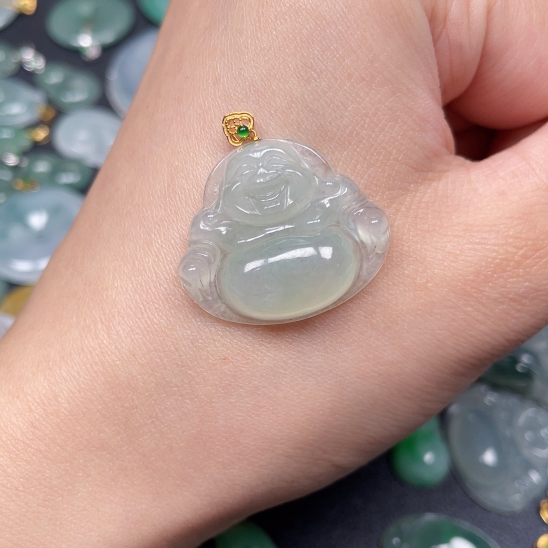 翡翠颈饰18K金镶嵌翡翠