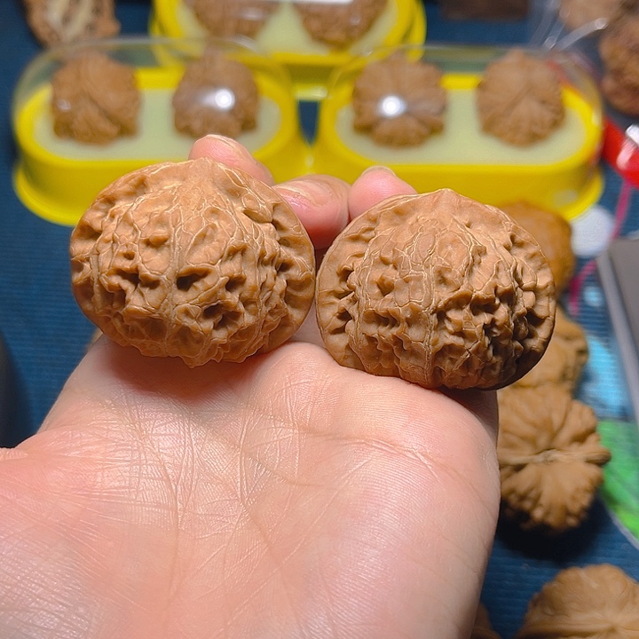 文玩核桃吊坠宫灯