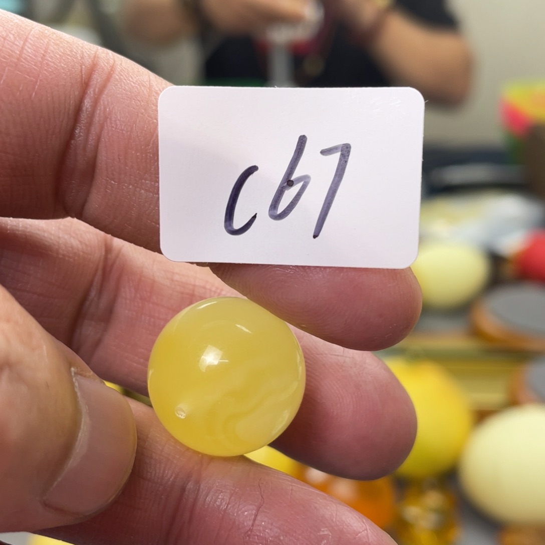 手链琥珀未镶嵌多样性发，发其中一件