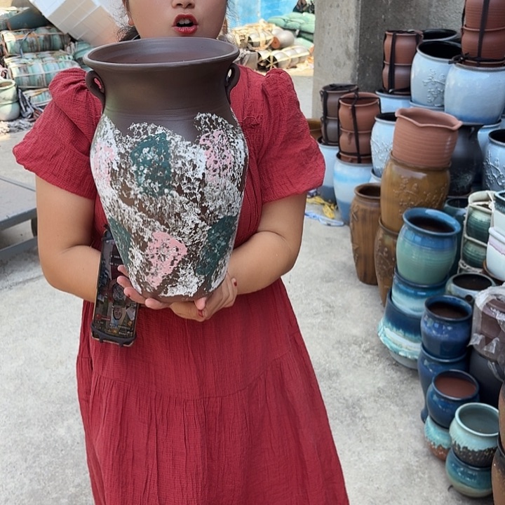 口20高32一个盆子。 