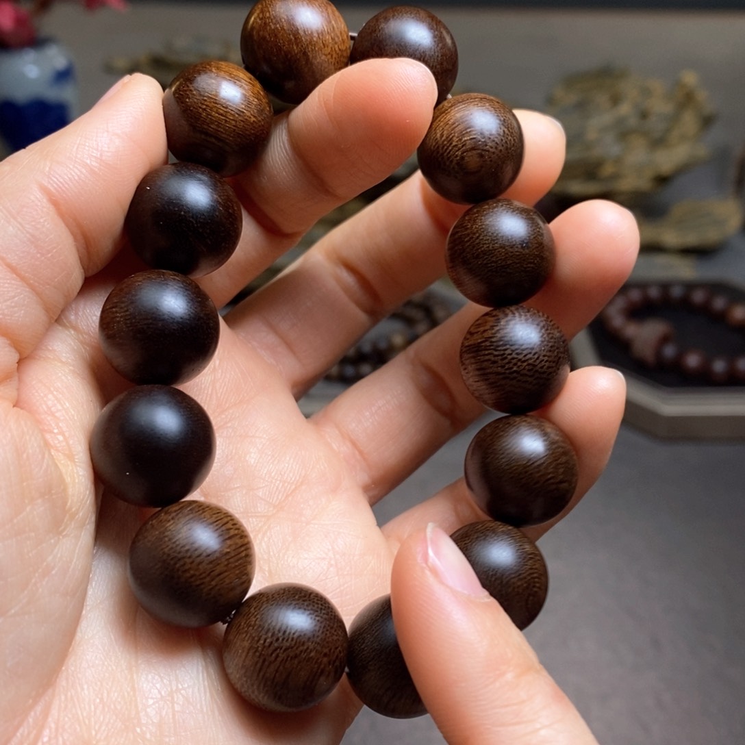 沉香手串越南富森红土糖结玉化1.6