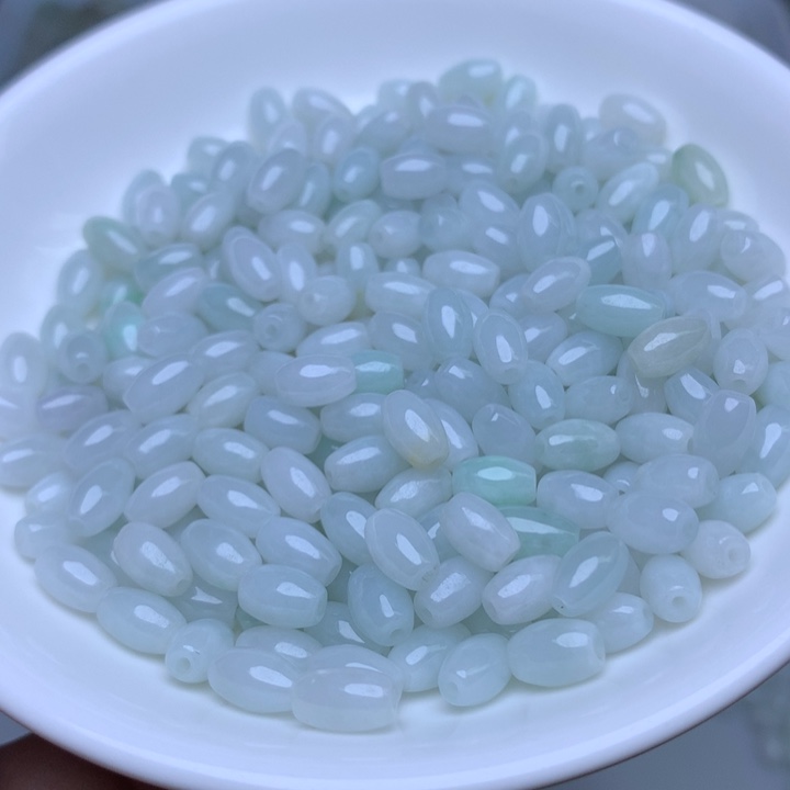 散珠翡翠卡4.5乘7.5冰米珠100个