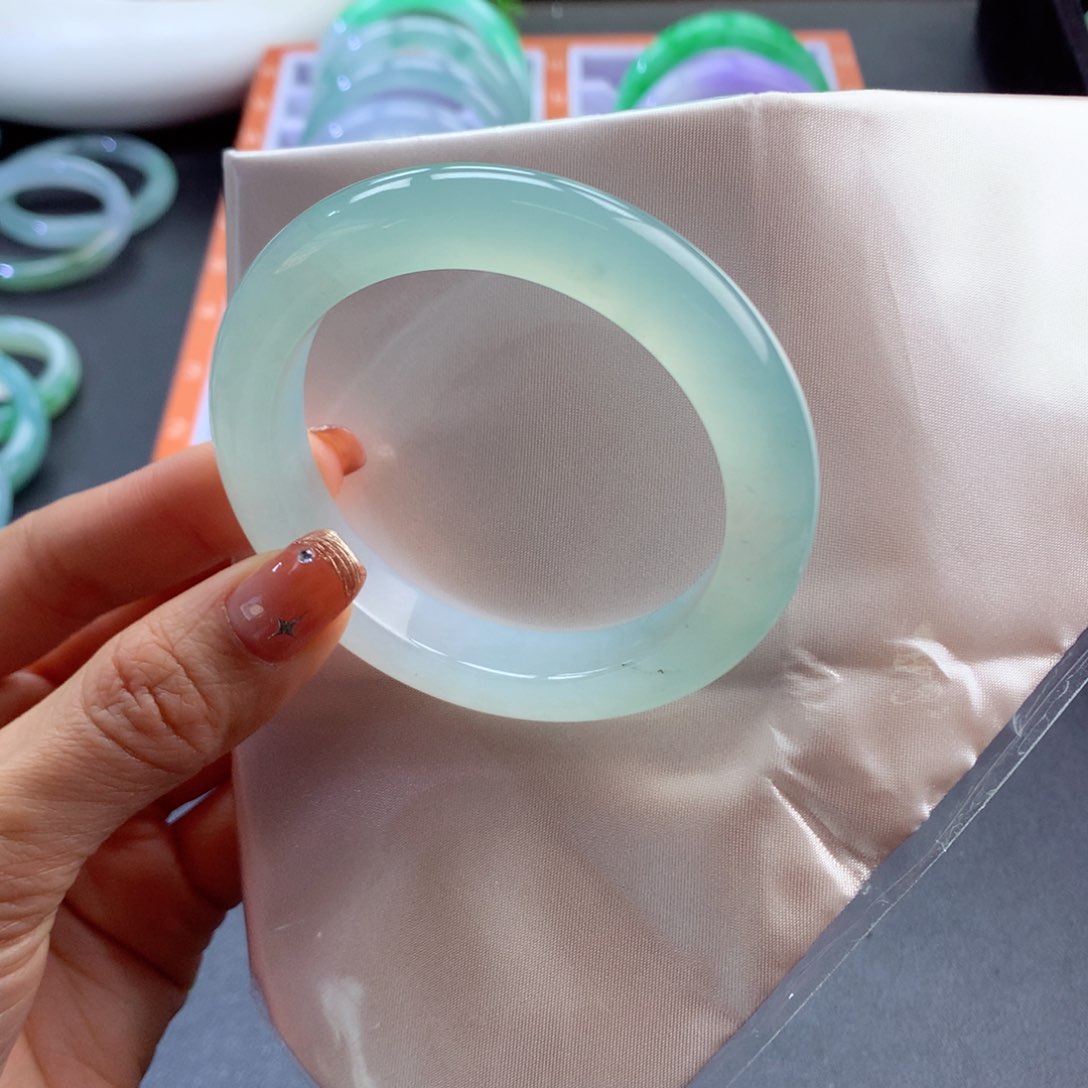 翡翠手镯未镶嵌59号