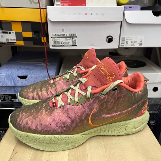 44.5码/詹姆斯21 红黄/53396/篮球鞋/原盒/FN0709-800