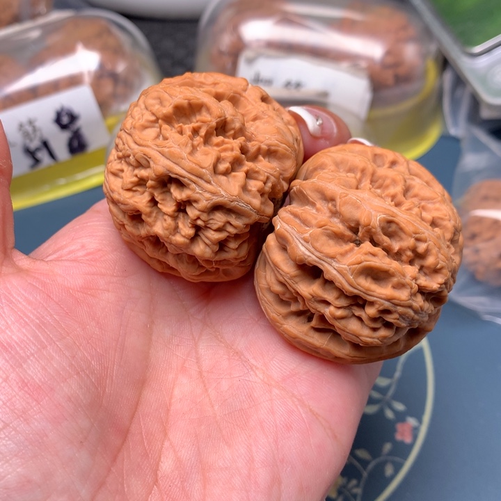 文玩核桃把件45-12947-9