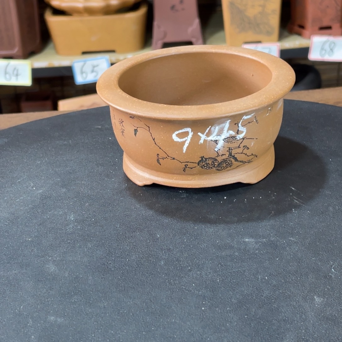 紫砂花盆紫砂和白