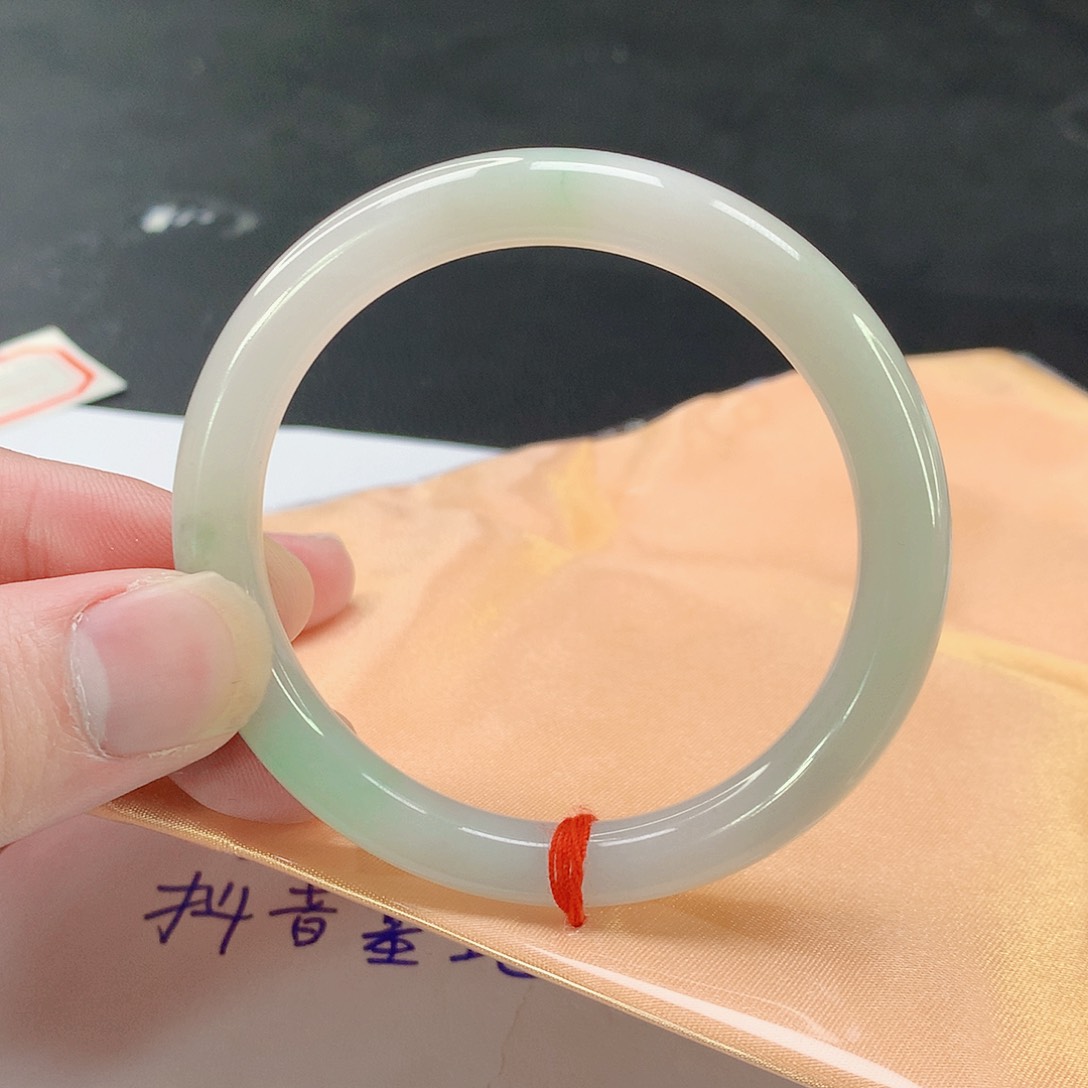 翡翠手镯未镶嵌129缅甸天然翡翠A货