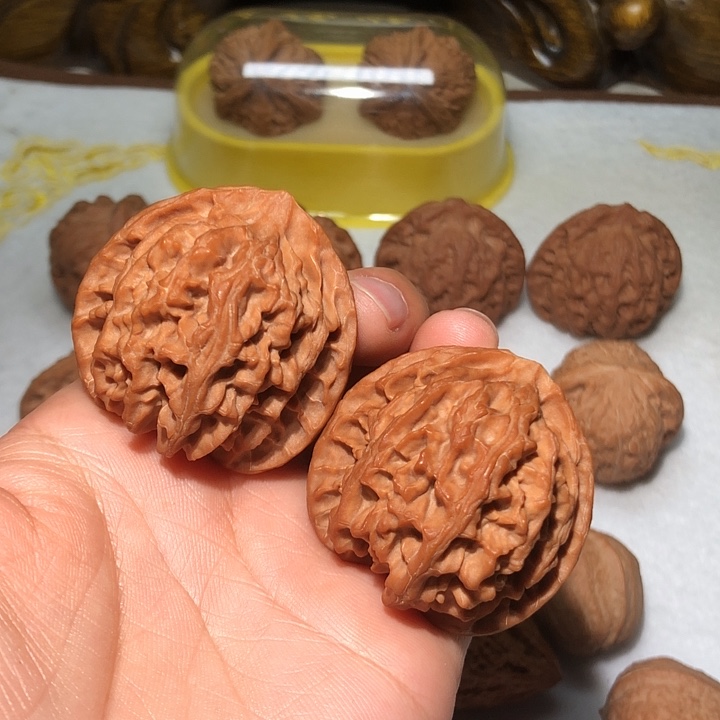 把件文玩核桃41.5苹果园