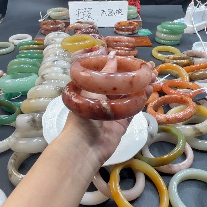 夢***影石英质玉钛钢珠宝奇石