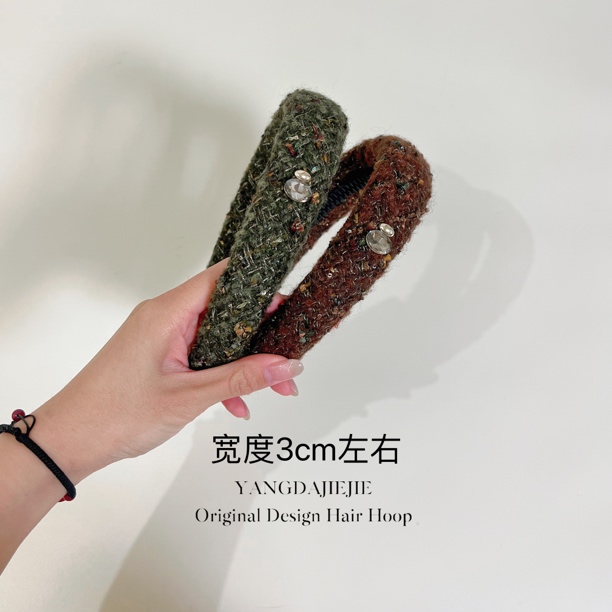 杨大姐推荐《如野》韩国秋冬新品小香风面料水钻高颅顶百搭头箍发饰