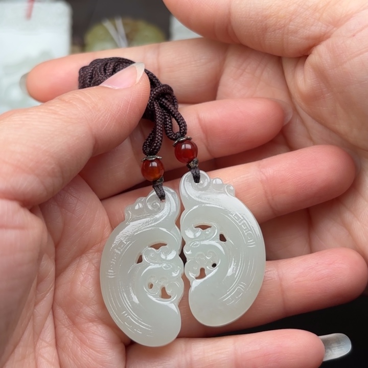 未镶嵌和田玉挂件