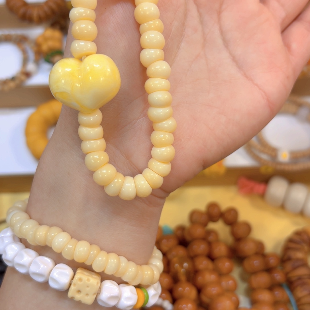 手串星月菩提骨骨➕爱心
