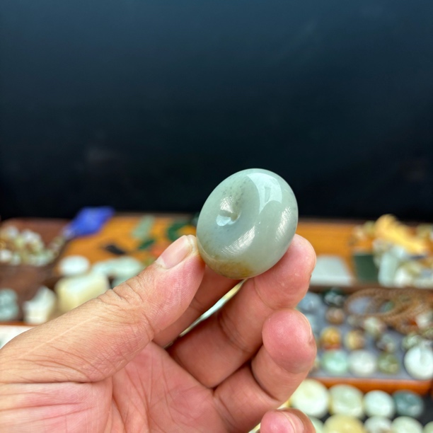 33.5✖️15且末糖青花干净细腻油润和田玉平安扣玉坠吊坠