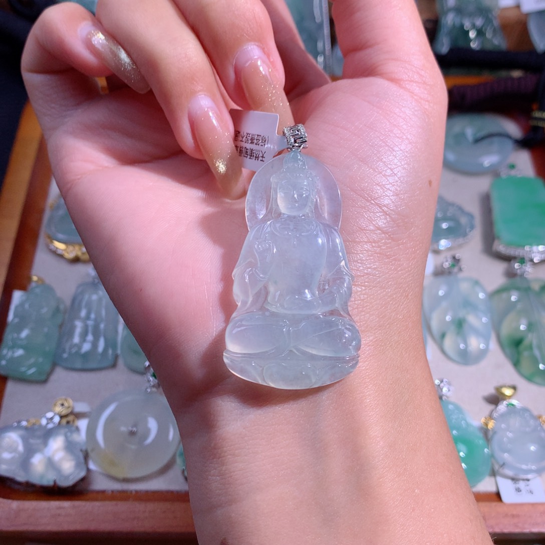 翡翠吊坠(不含链)18K金镶嵌