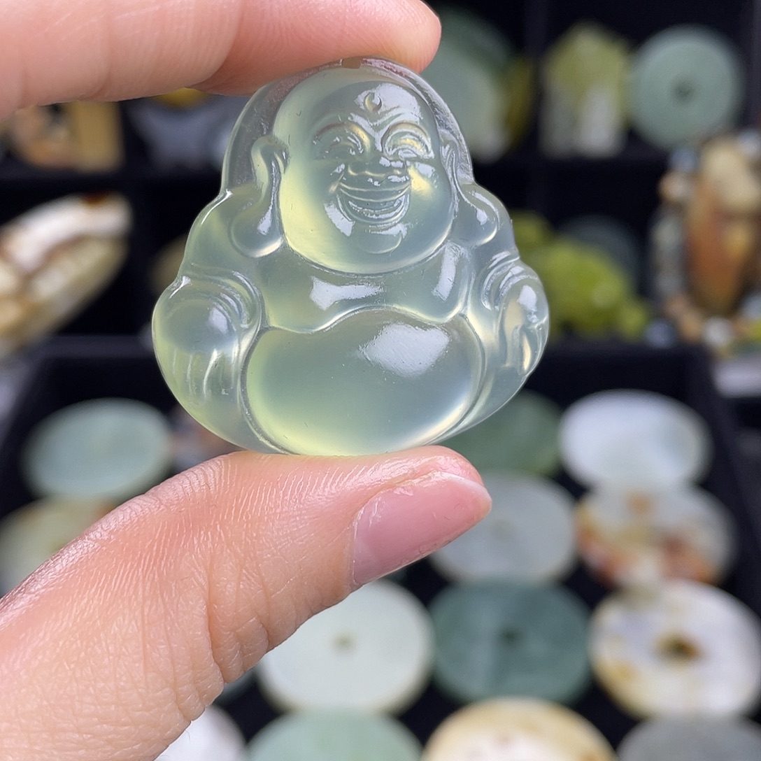 岫玉合金颈饰吊坠