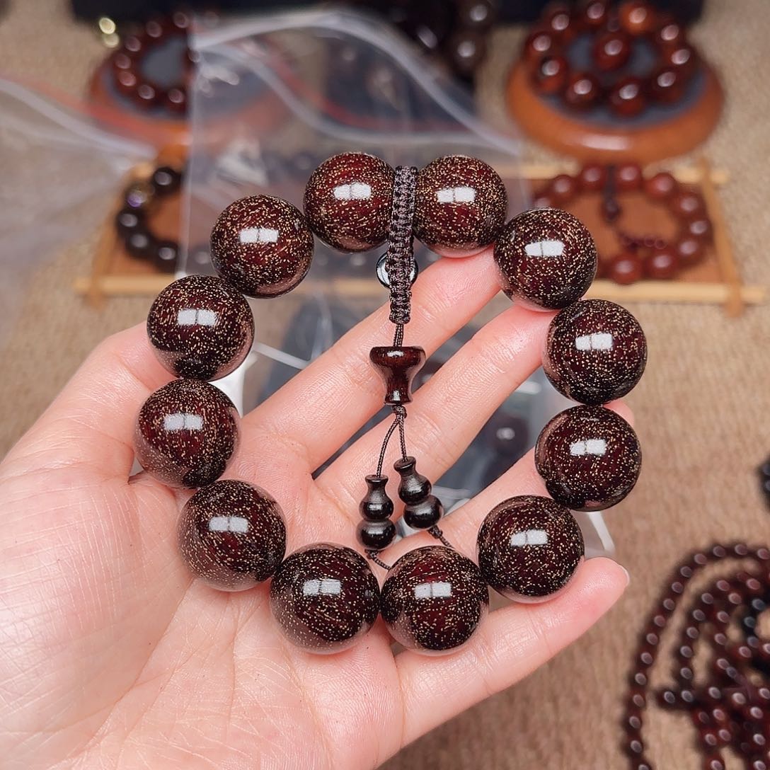 檀香紫檀（小叶紫檀）Q1.8