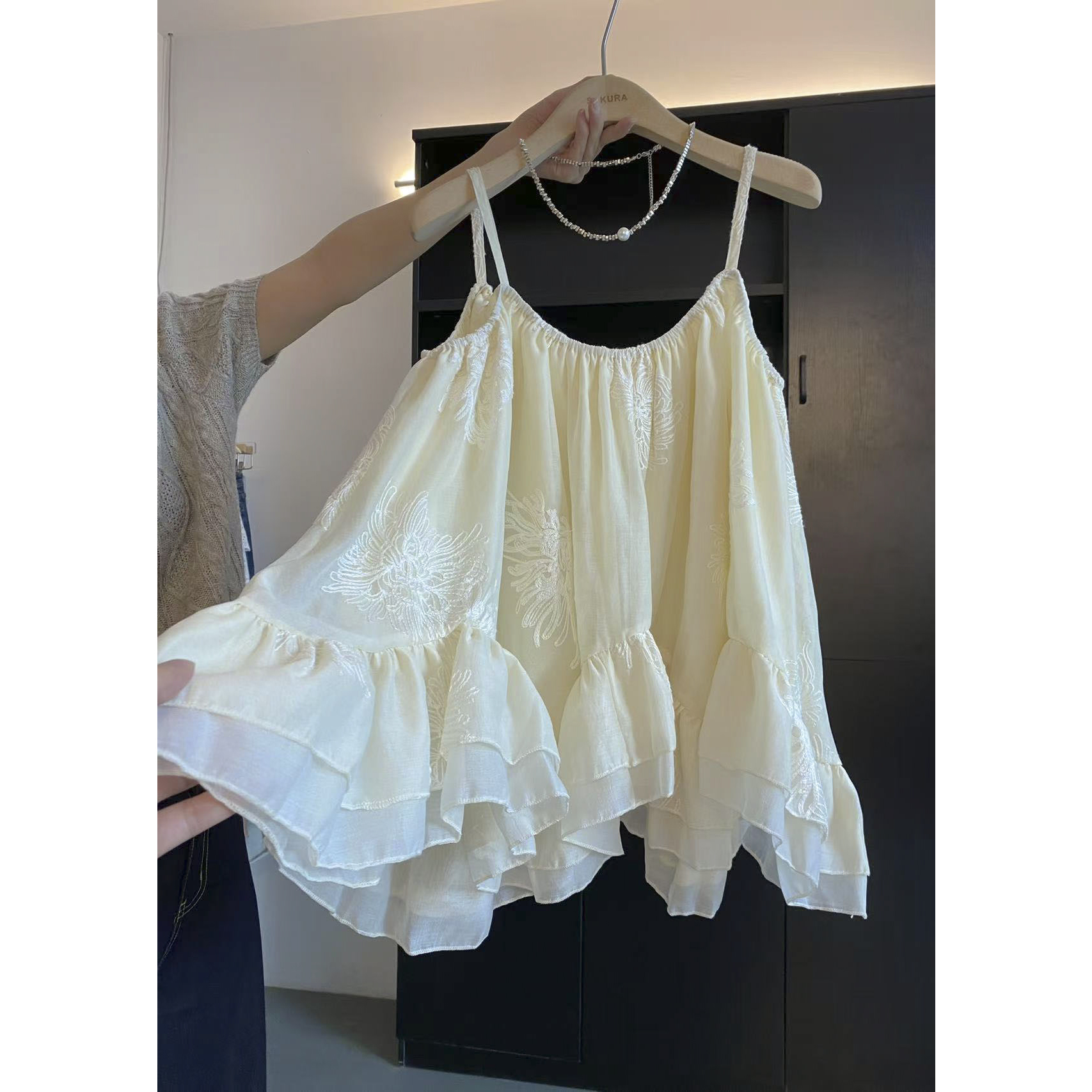 璎婲sᴀᴋᴜʀᴀ【杏雨梨云】星新中式原创减龄不规则下摆温柔重工吊带