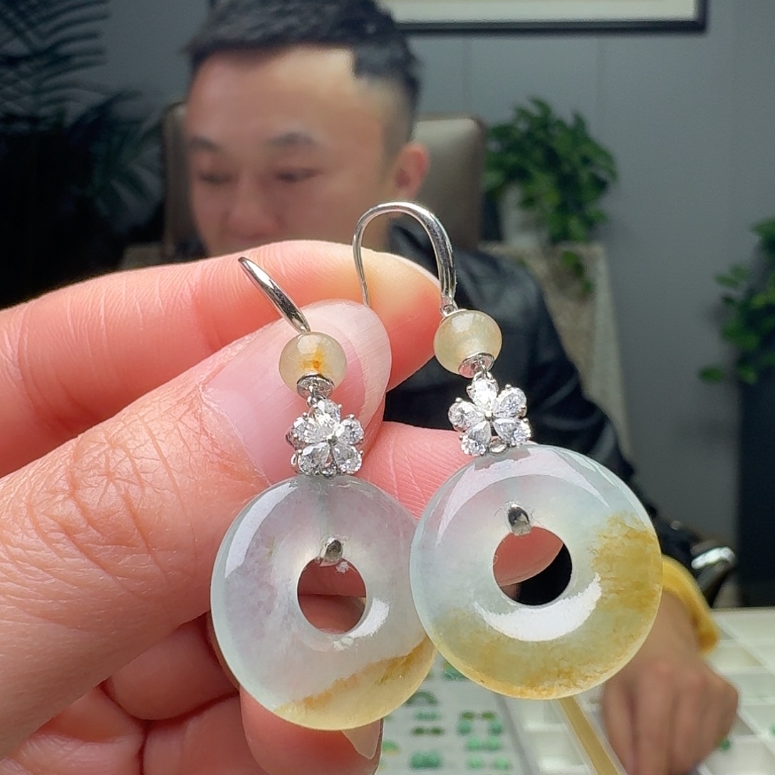 翡翠18K金镶嵌耳饰天然